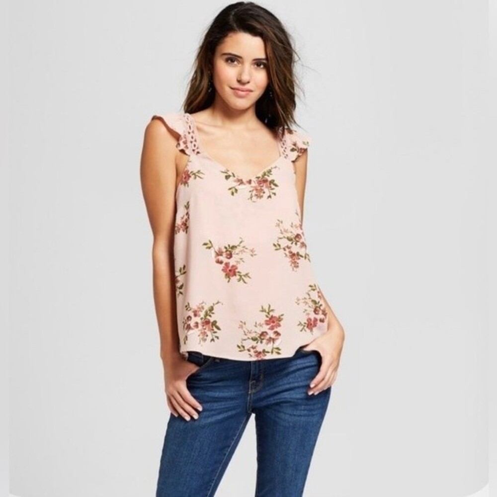 Pink floral flutter sleeve crochet back top size medium